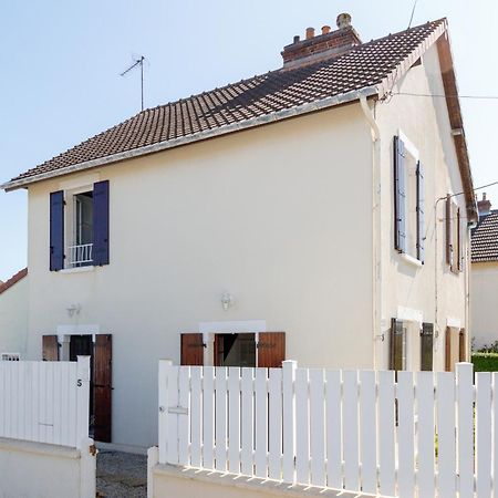 La Maison Cabourgeaise Proche Mer Exteriör bild