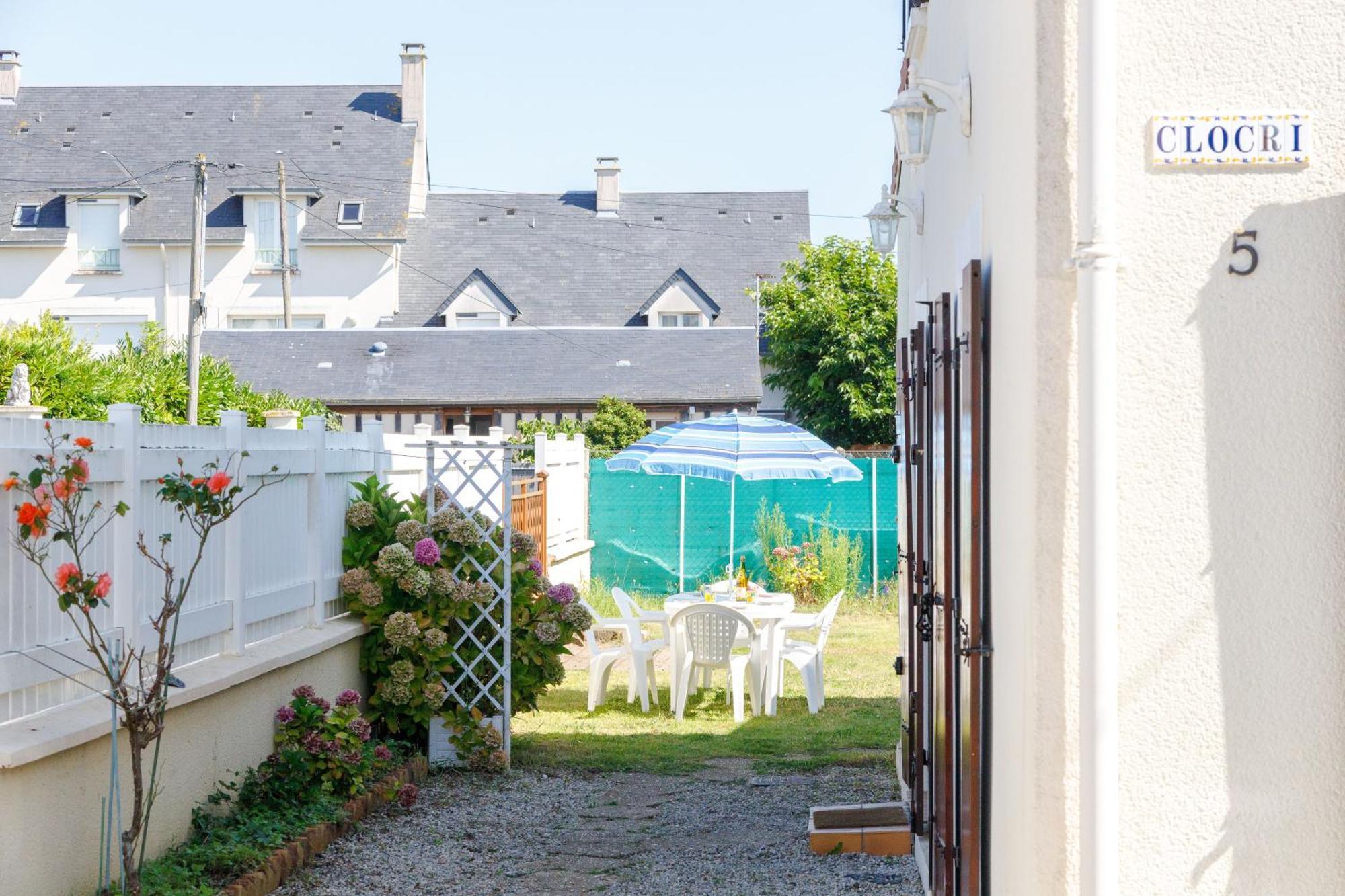 La Maison Cabourgeaise Proche Mer Exteriör bild